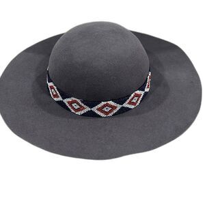 Olive & Pique Hat Women’s One Size Color Purple Wool Boho Style Beaded Headband